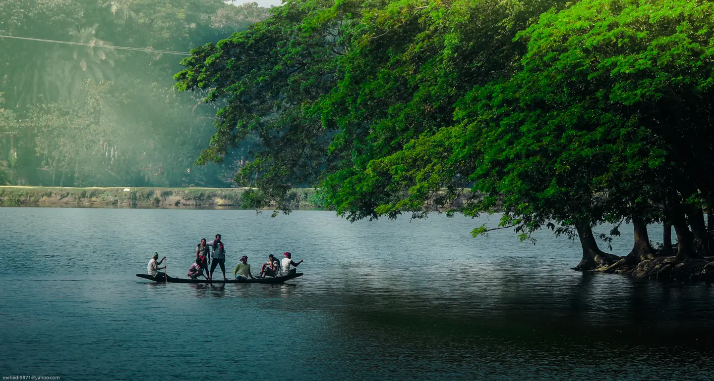 বাংলাদেশের নদী ও সবুজ ভূদৃশ্যের প্রতিনিধিত্বমূলক ছবি; এটি রামগড়ের নির্দিষ্ট স্থান নয়